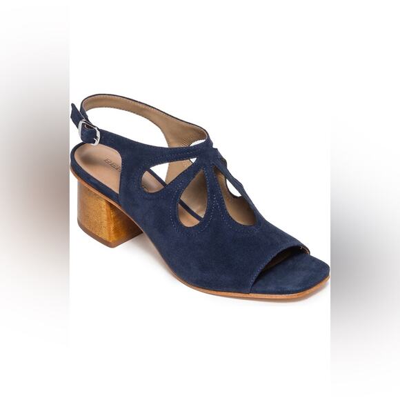 BERNARDO Suede Lainey Heeled Sandals Size 11 NWT - Picture 1 of 16
